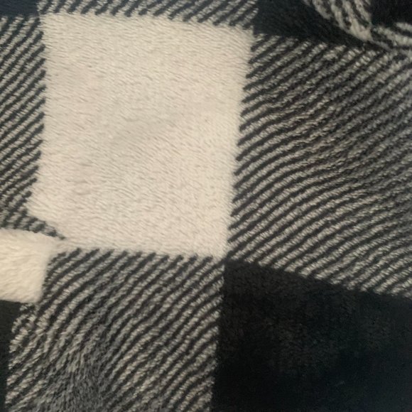 Warm Cozy Jacket Size S - Picture 6 of 6